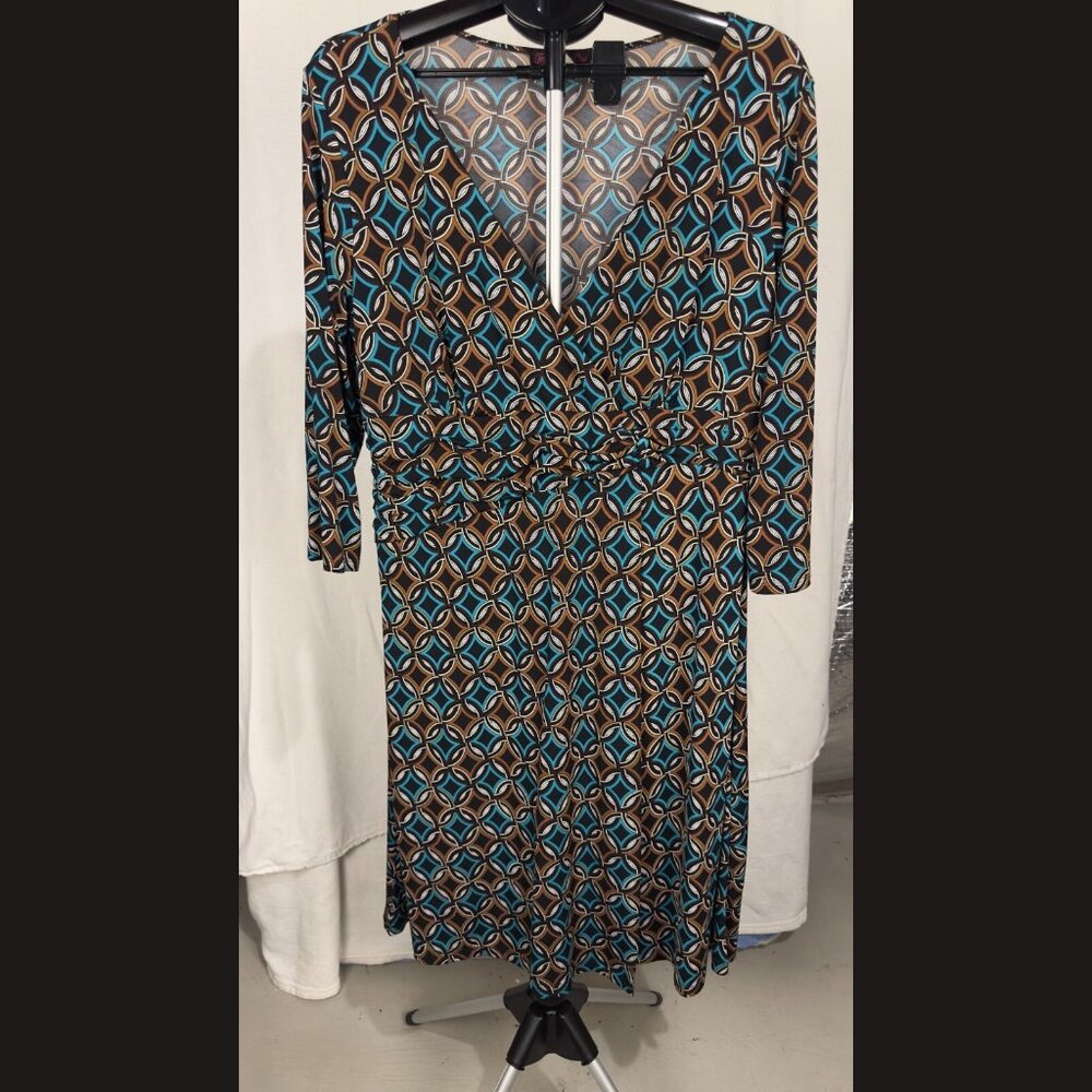 Volume One Wrap Dress Size XL | Green & Brown Asymmetrical Print Flowy‎ Fit